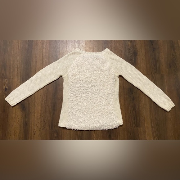 Women’s Eric + Lani Cream Fluffy Knit Pullover Sweater S - Picture 10 of 12